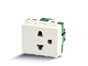 ตราช้าง เต้ารับเดี่ยวมีกราวด์ รุ่น PCH-903 Y-Series สีขาว